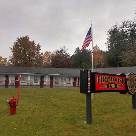 Firehouse Inn Saint Ignace Exterior foto